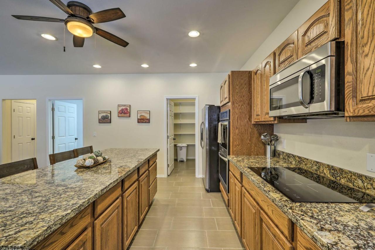 Spacious Pinetop-Lakeside Home With Hot Tub And Grill! Exterior foto