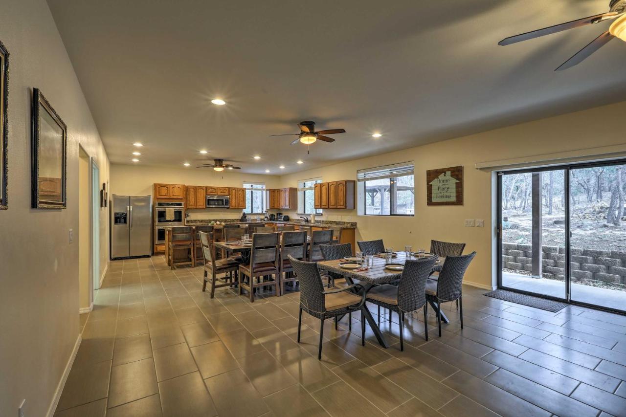 Spacious Pinetop-Lakeside Home With Hot Tub And Grill! Exterior foto
