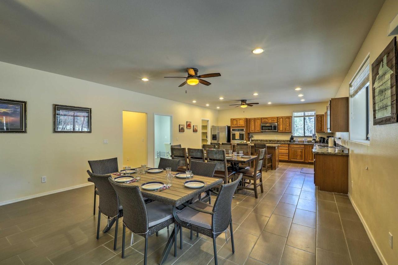 Spacious Pinetop-Lakeside Home With Hot Tub And Grill! Exterior foto