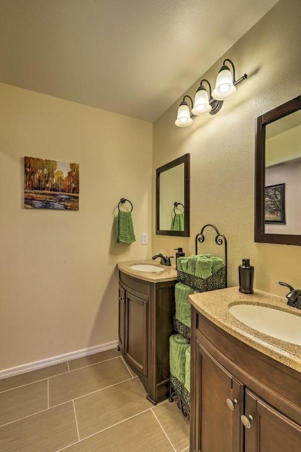 Spacious Pinetop-Lakeside Home With Hot Tub And Grill! Exterior foto