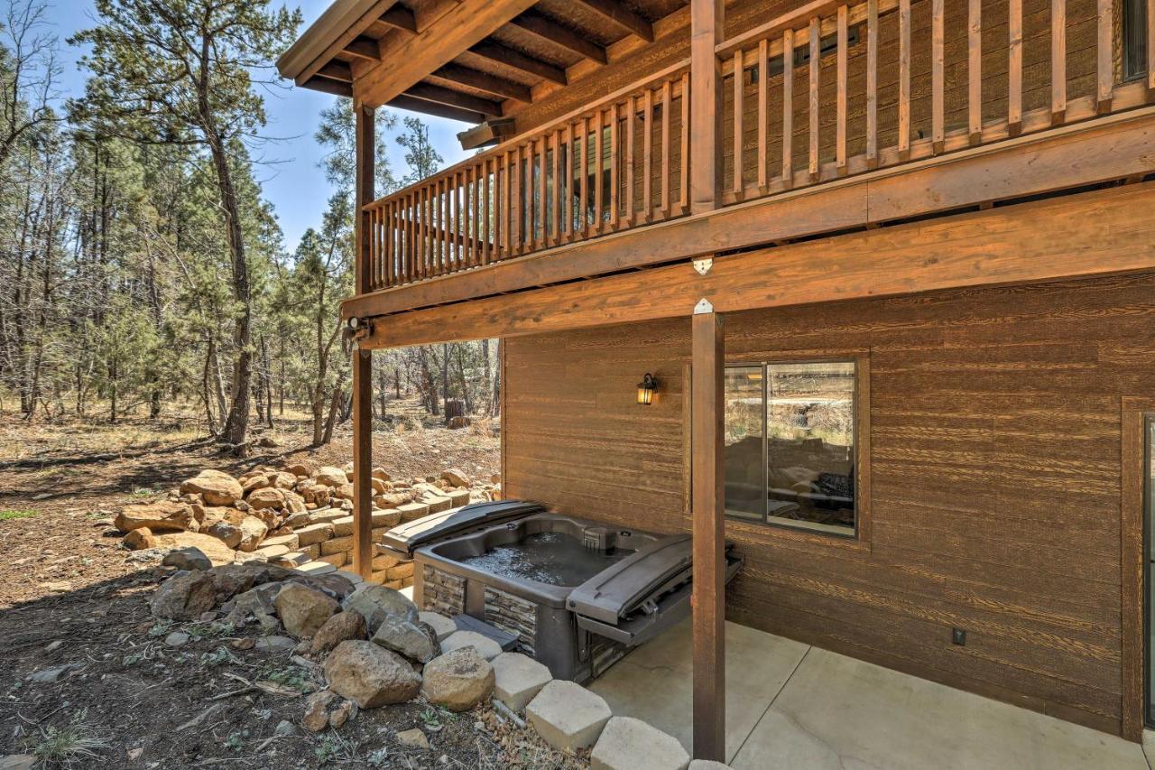 Spacious Pinetop-Lakeside Home With Hot Tub And Grill! Exterior foto